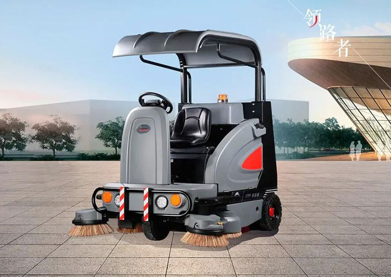 洗地車(chē)定期維護(hù)的做法
